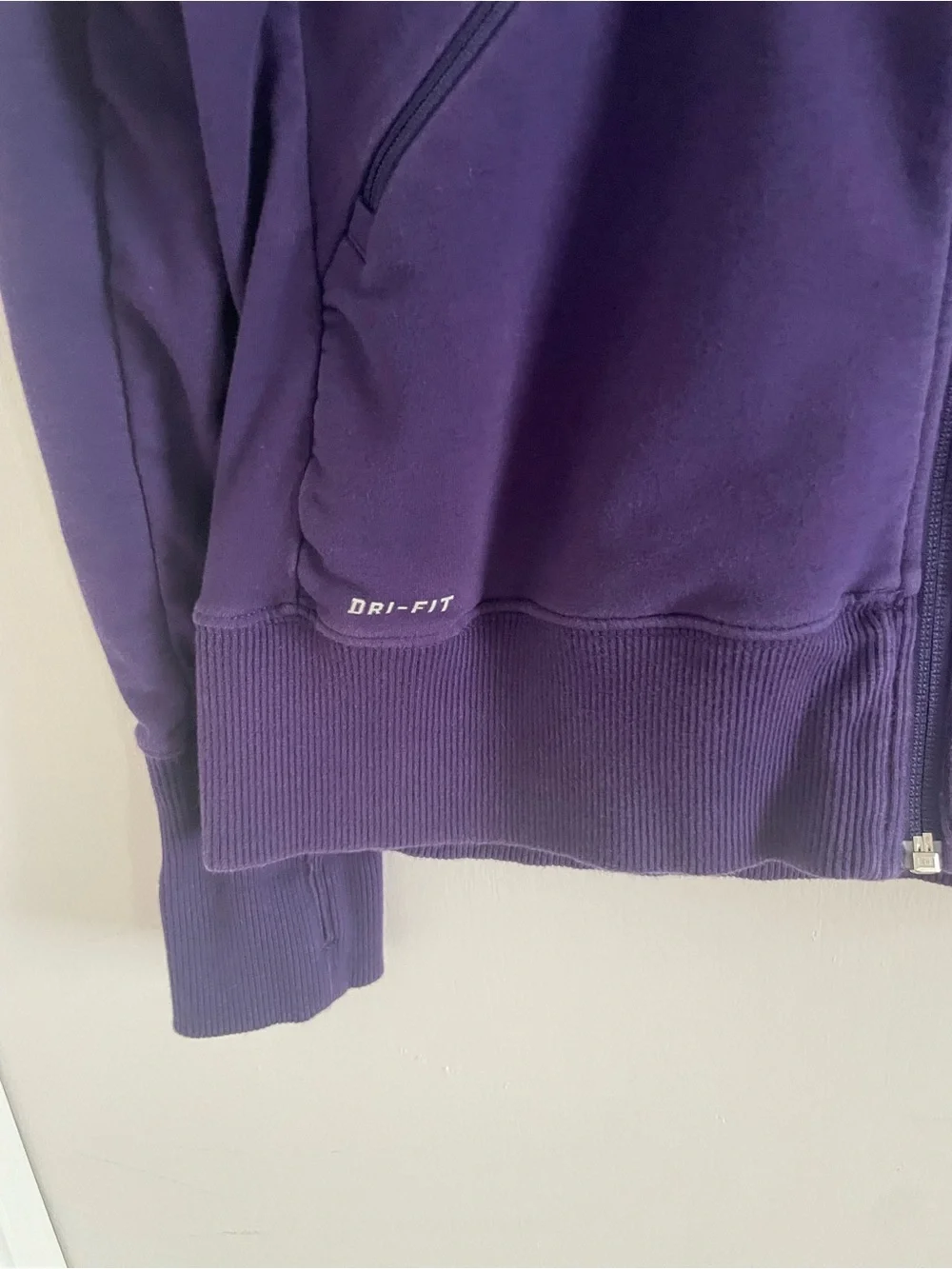 Nike Dri-Fit Purple Full Zip Hoodie Size XL Gold Swoosh (236)